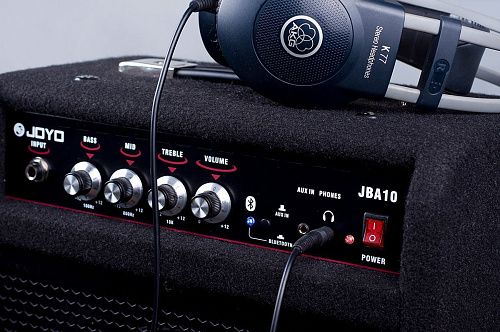 Joyo JBA10 Комбоусилитель для бас-гитары.